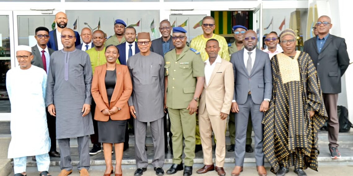 Director-Generals-of-Customs-from-the-Abidjan-Lagos-Corridor-Member-States-meet-to-discuss-SIGMAT-Deployment-e1719673922262-1140x570.jpg